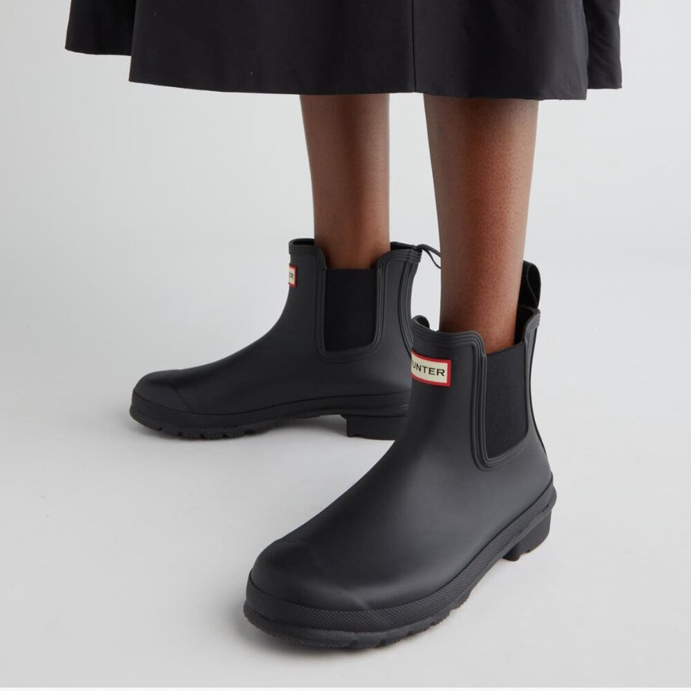 Hunter Chelsea Rain Boot for Women, Size 10 - Black